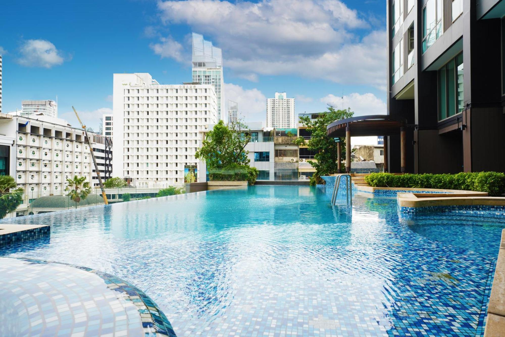 The Rich Residence Sukhumvit Nana Bangkok Buitenkant foto